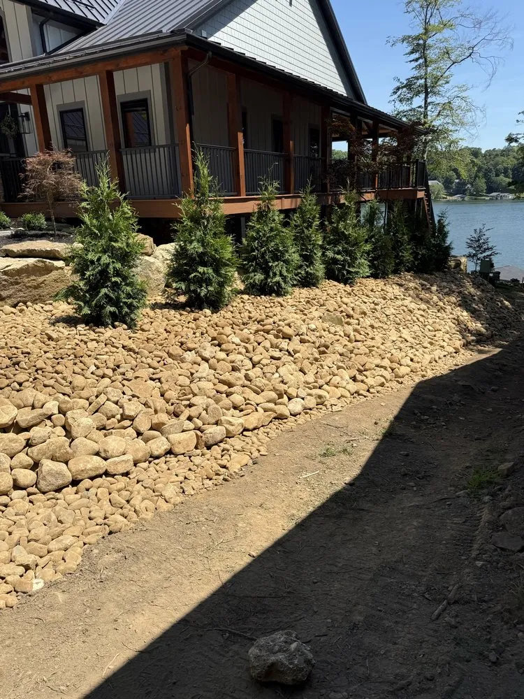 Reliable yard cleanup service in Bellville, OH - Cedar Creek Landscape