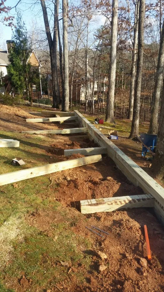 Local residential landscaping experts serving Suwanee, GA - Cedar Creek Landscape