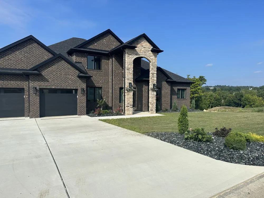 Top-rated garden landscaping for residential properties in Belle Vernon, PA by Cedar Creek Lawn and Landscaping