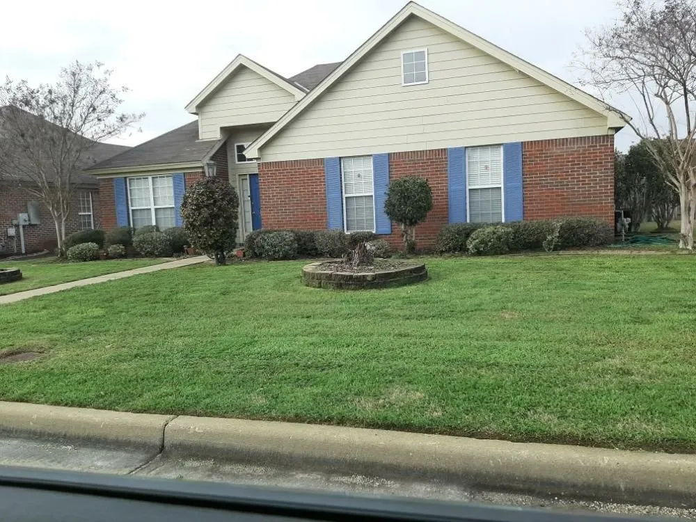 Custom landscaping services near you in Prattville, AL by Cedar Hill Lawn Maintenance