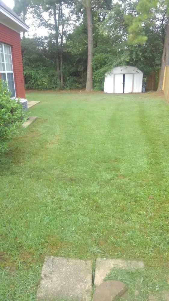 Local yard cleanup service for homes across Prattville, AL - Cedar Hill Lawn Maintenance