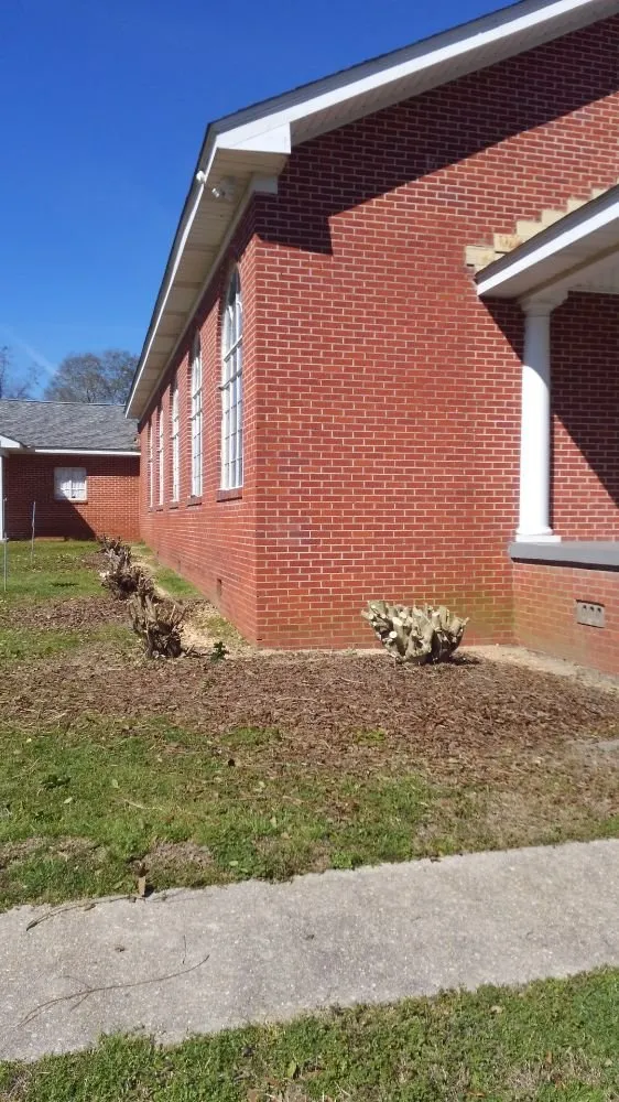 Expert landscaping services in Prattville, AL - Cedar Hill Lawn Maintenance