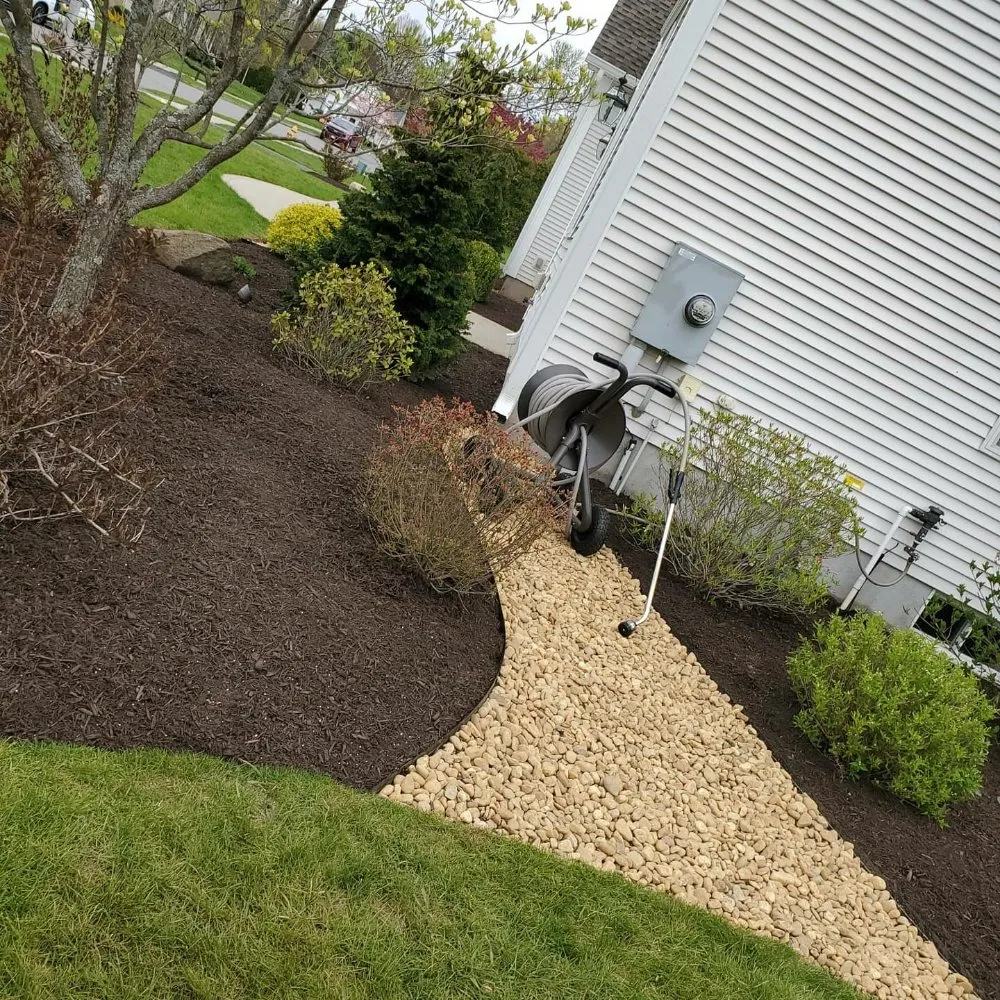 Custom lawn mowing service in Easthampton, MA by Cedar Horticulture