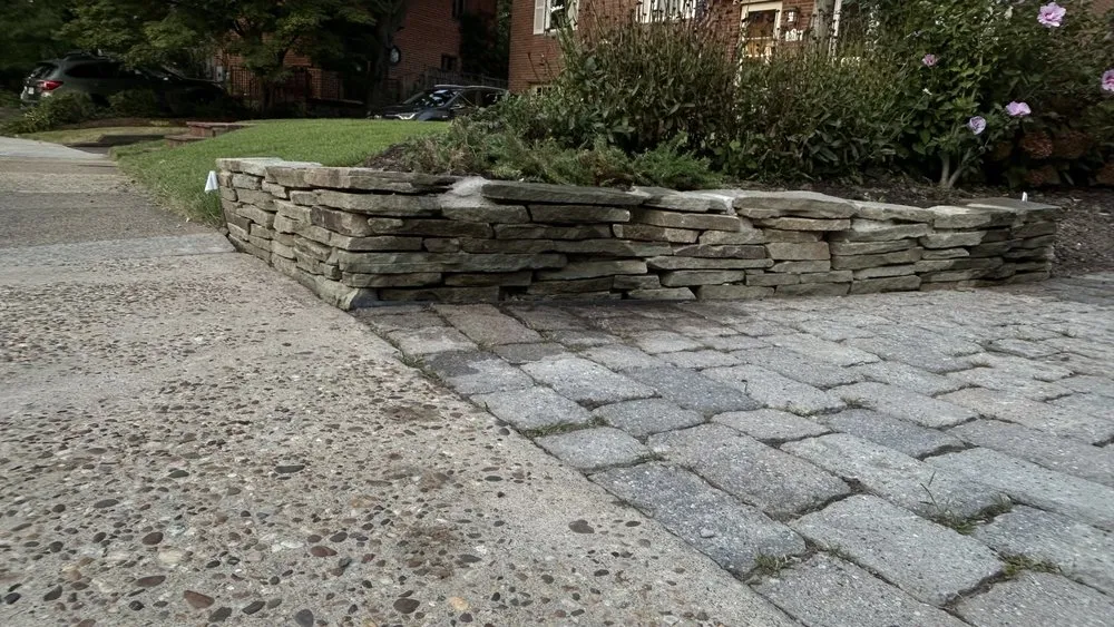 Affordable lawn mowing service experts serving Alexandria, VA - Cedar Knoll construction and Landscape