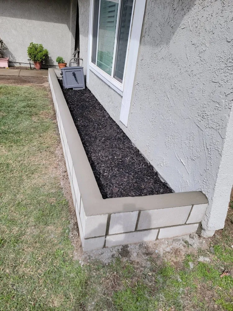 Expert yard maintenance for residential properties across Eastvale, CA - Cedar Landscaping Services