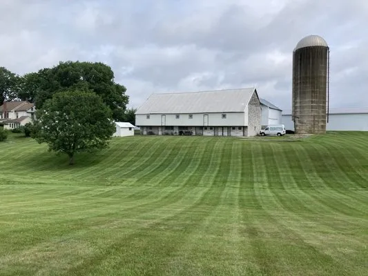 Cedar Ridge Lawn Care Logo