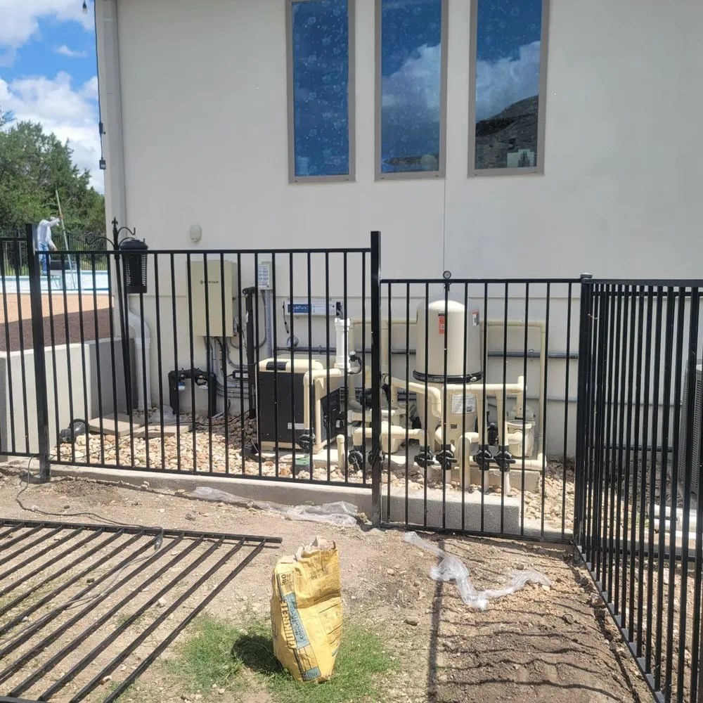 Expert yard cleanup service for beautiful yards across Red Rock, TX - Cedar Valley Landscape