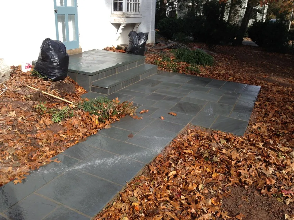 Local outdoor landscaping for residential properties in Alexandria, VA by CedarGrove
