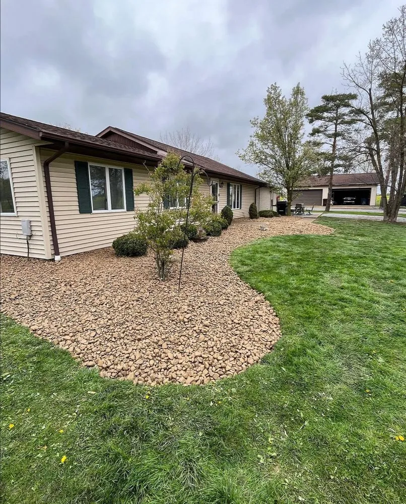 Top-rated outdoor landscaping in Walhalla, SC by Cedarwood