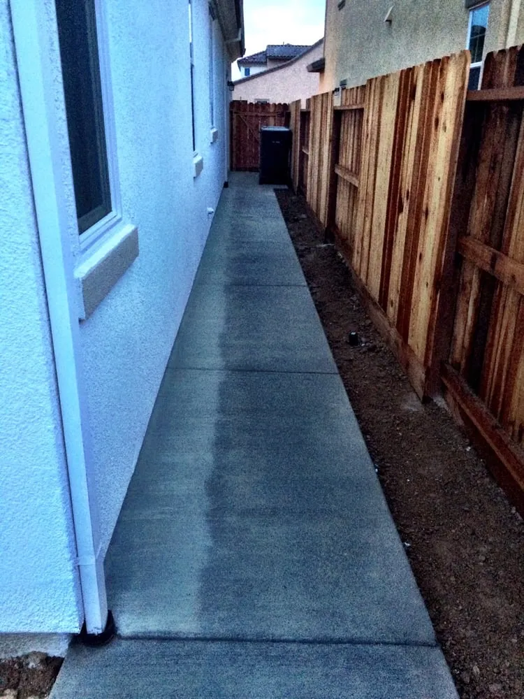 Trusted lawn mowing service for year-round maintenance in Citrus Heights, CA by Cedillo Concrete & Landscaping