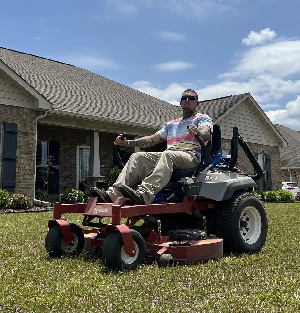 Local garden landscaping in D'iberville, MS by Celebrity Kutz