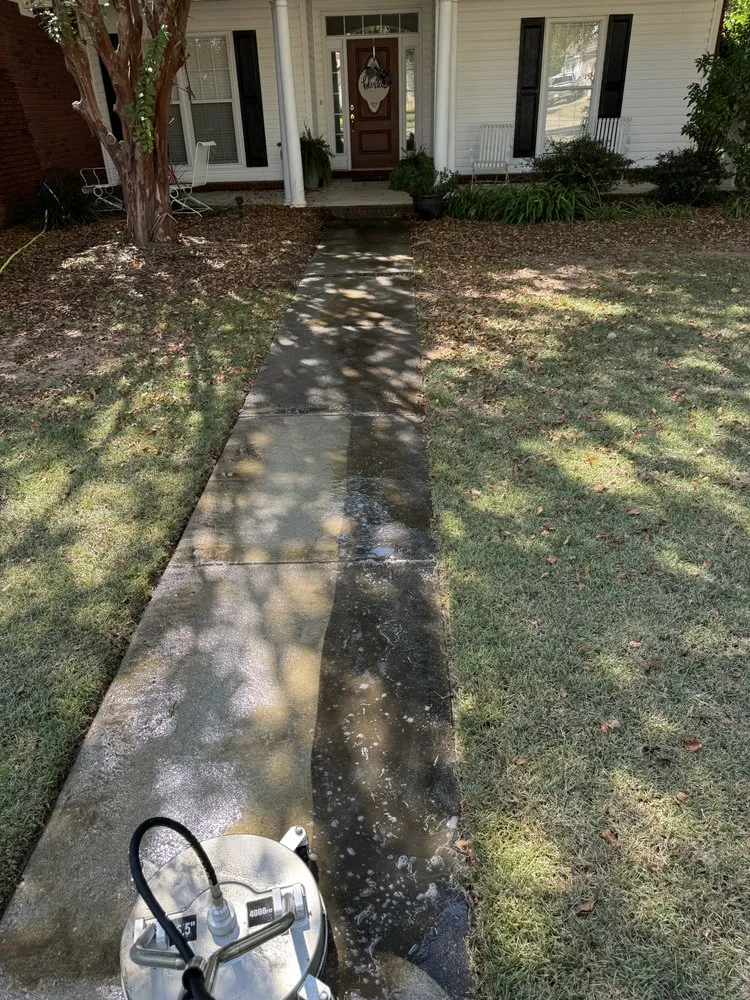 Affordable garden landscaping with custom design across Dothan, AL - Celis Lawn Care