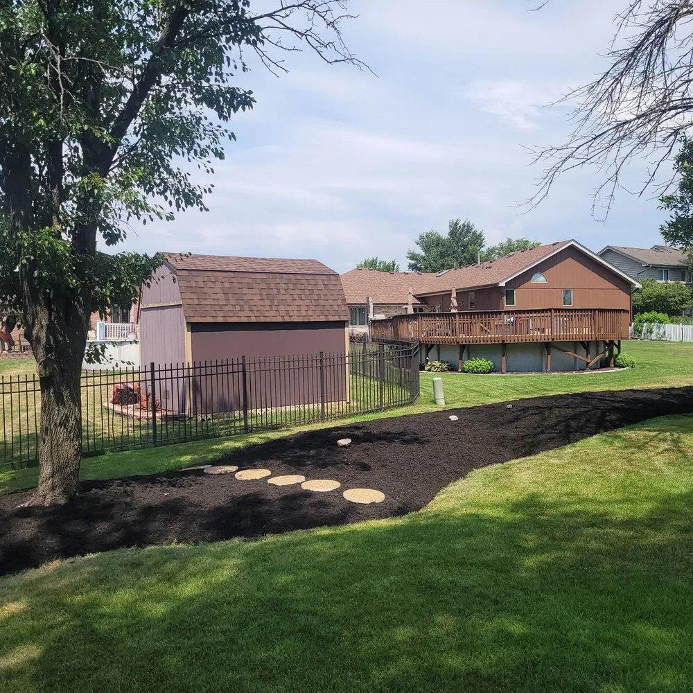 Custom residential landscaping in Burr Ridge, IL - Celtic Home Services