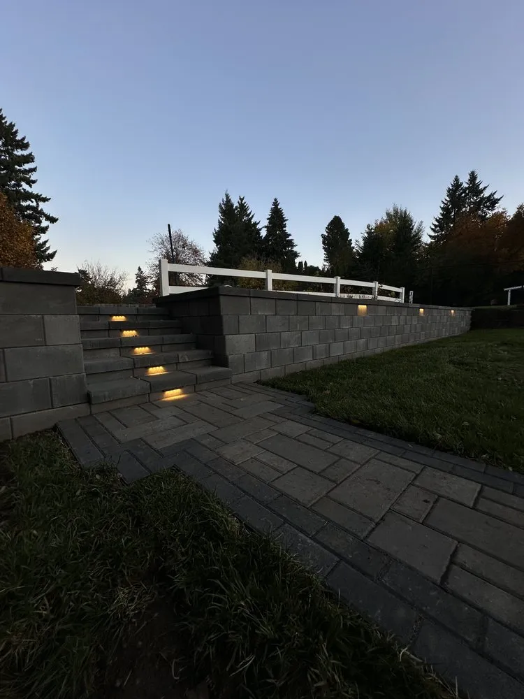 Local outdoor landscaping experts serving Keizer, OR - Celtic Landscaping