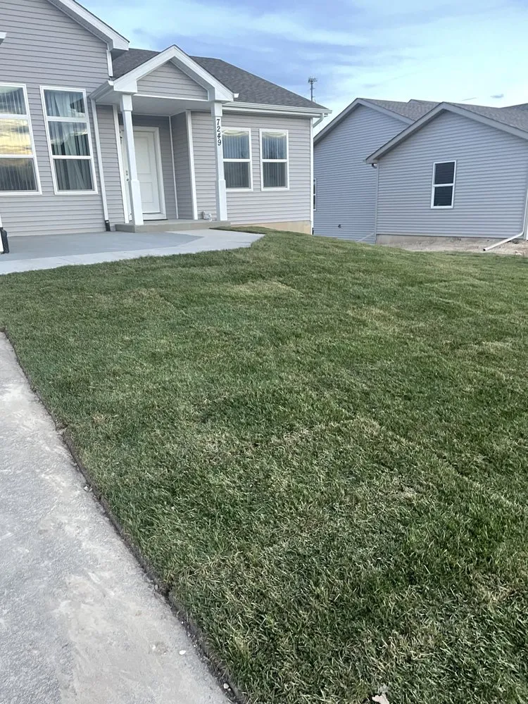 Professional lawn care service experts serving Rockford, IL - Cena Landscaping