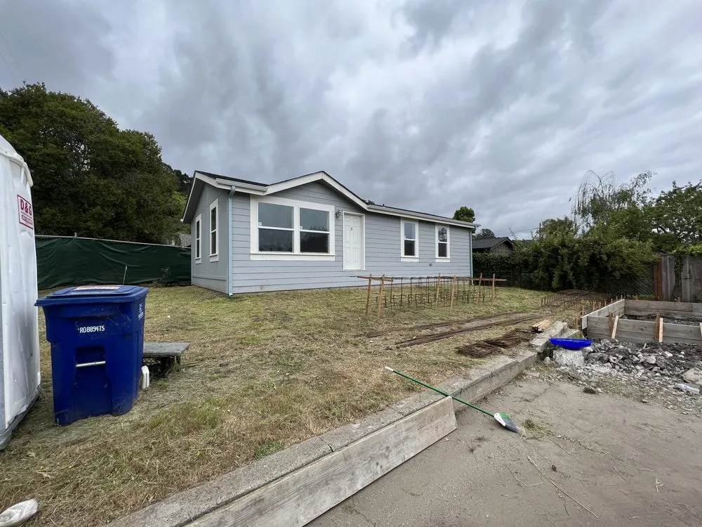 Top-rated yard cleanup service for outdoor upgrades in Soledad, CA by Cencal Exterior Cleaning & Pressure Washing