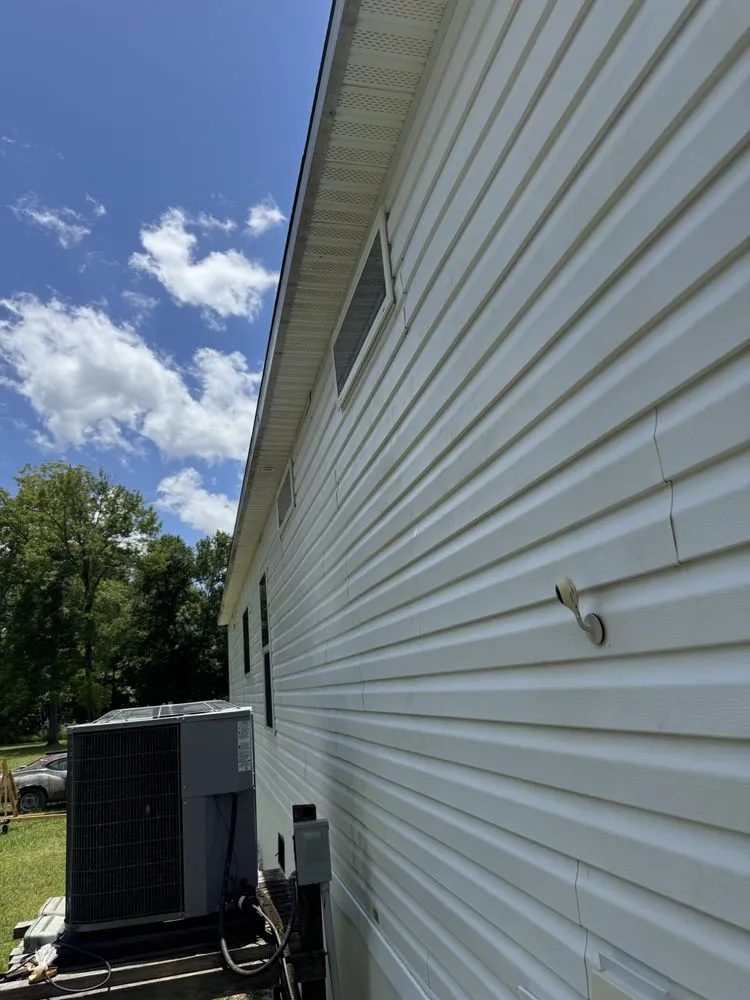 Affordable outdoor landscaping experts serving Alexandria, LA - Cenla Lawncare And Power Washing