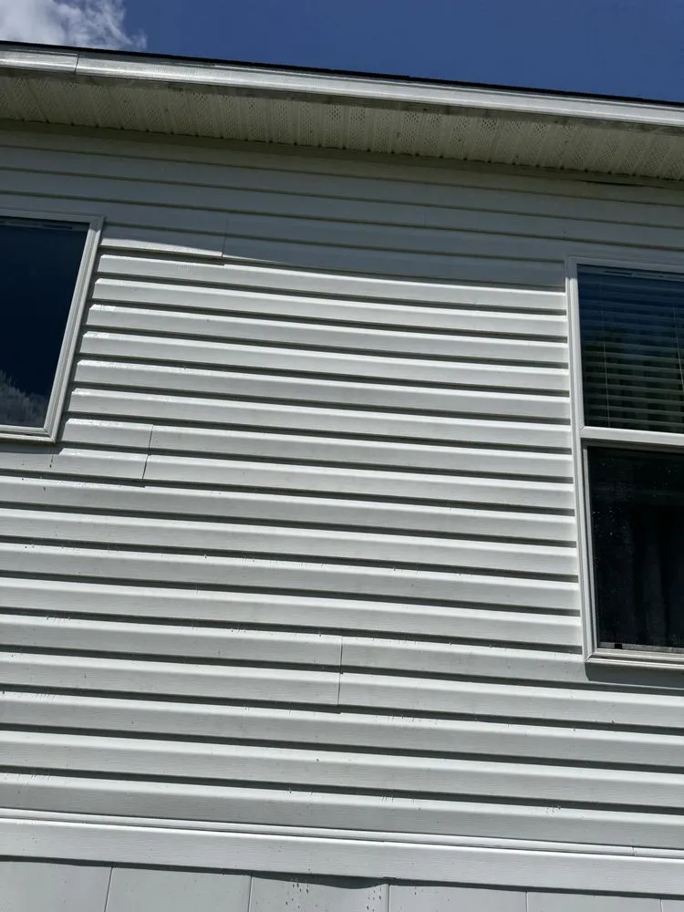 Custom residential landscaping for homes in Alexandria, LA by Cenla Lawncare And Power Washing