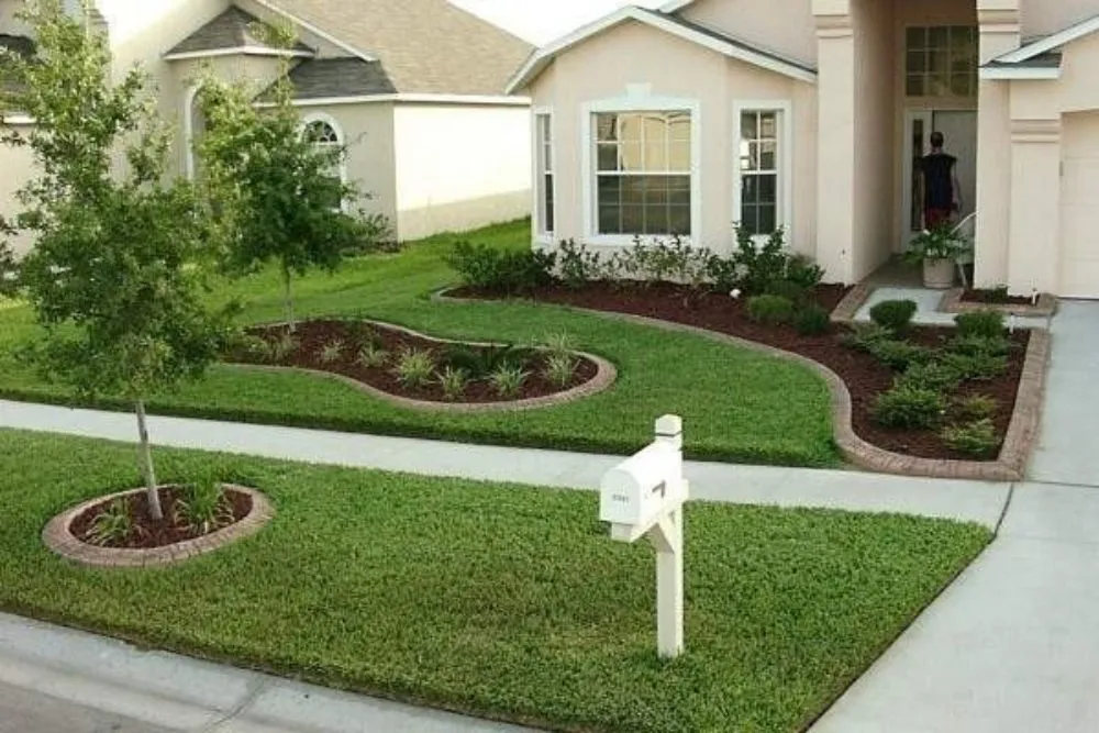 Trusted lawn care service experts serving Paradise, NV - Centennial Landscaping Services