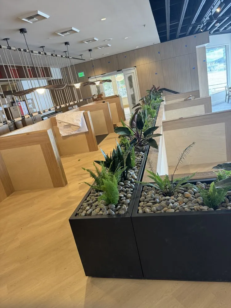 Top-rated lawn care service in Tacoma, WA by Centeno Lanscaping