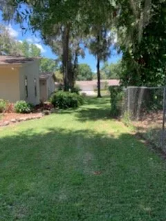 Affordable landscaping services in Lakeland, FL by Center State Lawn Care