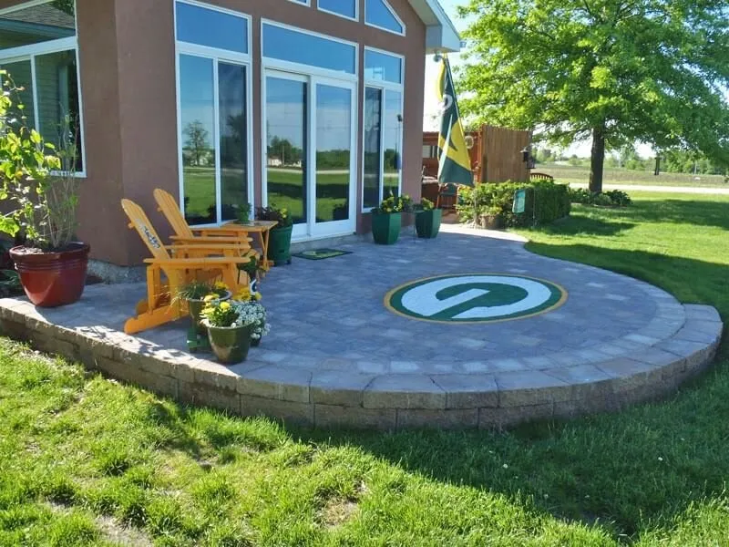 Trusted landscaping services for residential properties across Centerville, IA - Centerville Greenhouses