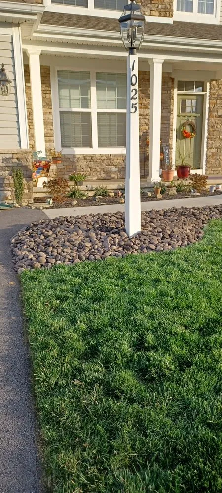 Reliable lawn mowing service in Lititz, PA by Centerville Lawn & Landscape Service