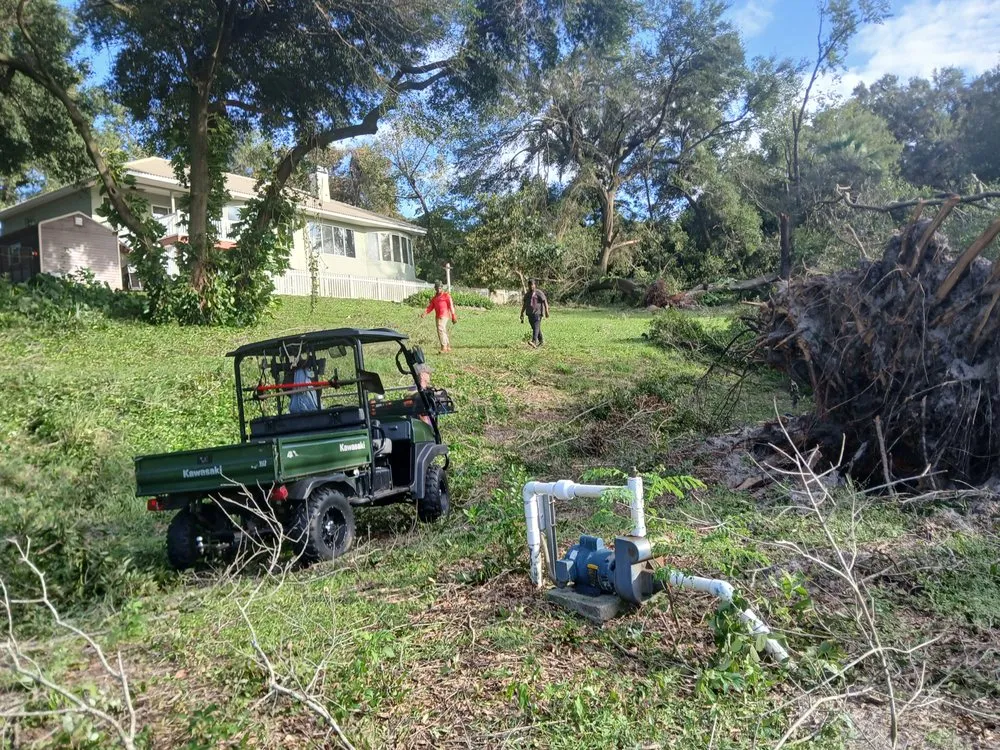 Top-rated lawn care service with custom design across Apopka, FL - Centra Flo