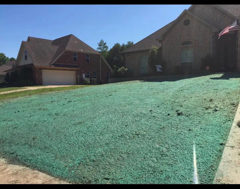 Expert lawn mowing service in Hot Springs, AR - Central Arkansas Hydroseeding