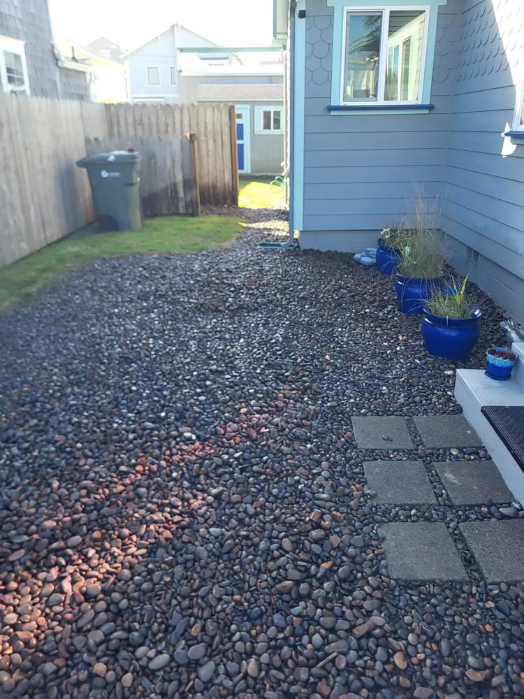 Expert landscape installation experts serving Lebanon, OR - Central Coast Yard Maintenance