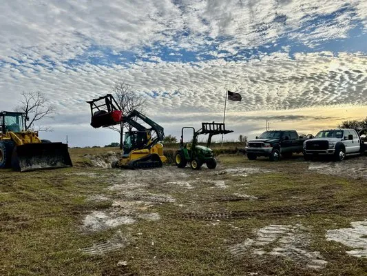 Central Florida Land Clearing Logo