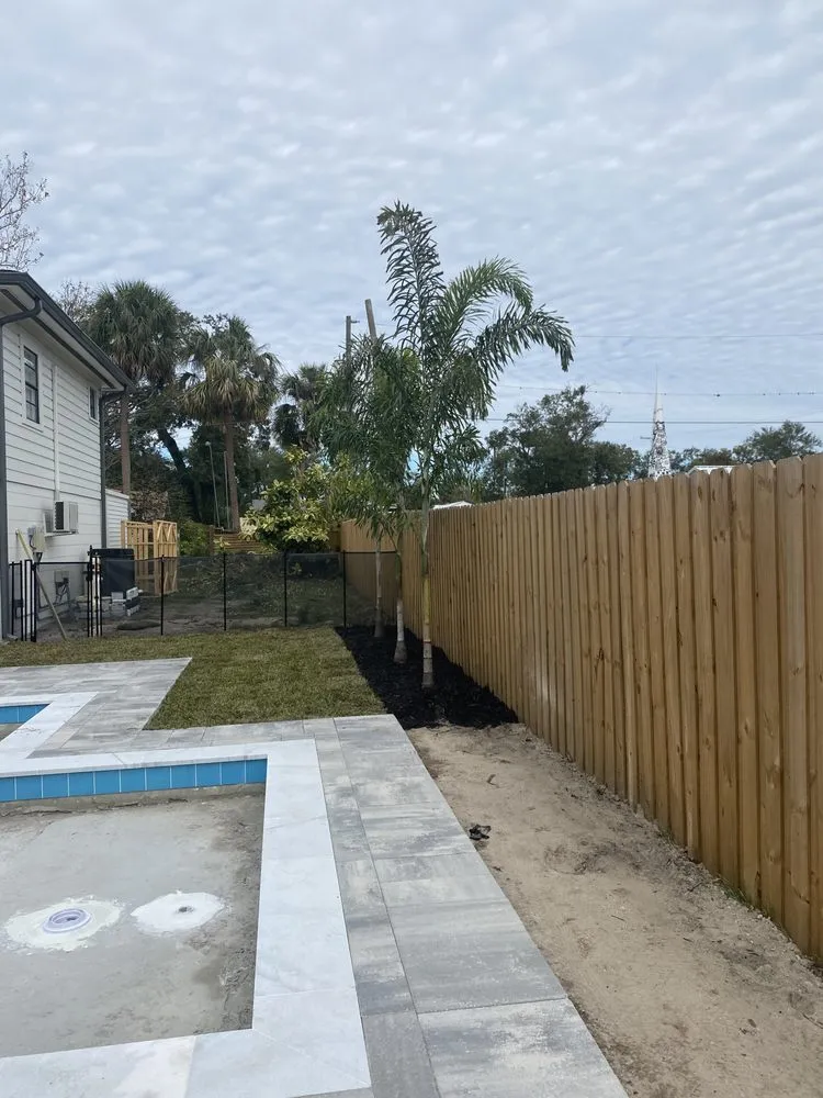 Reliable lawn mowing service in Lakeland, FL - Central Florida Landscaping & Design