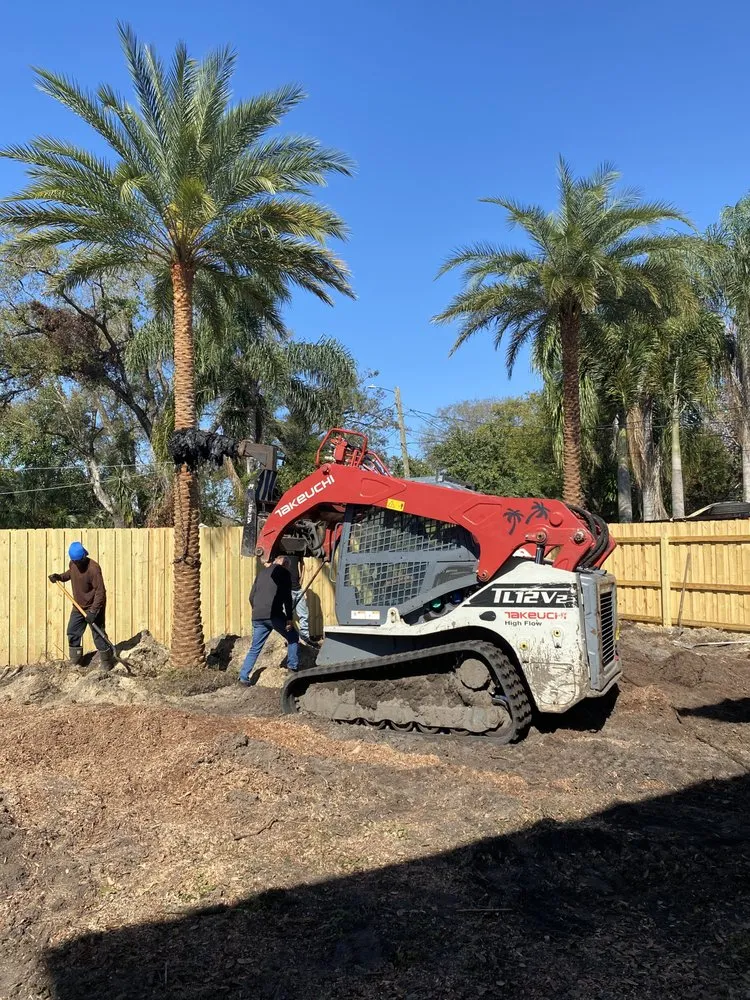 Top-rated yard maintenance in Lakeland, FL by Central Florida Landscaping & Design