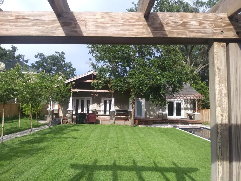 Reliable lawn care service experts serving Orlando, FL - Central Florida's Landscape Professionals