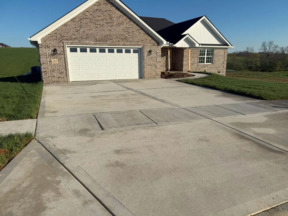Reliable yard maintenance for outdoor upgrades in Richmond, KY by Central Kentucky Maintenance