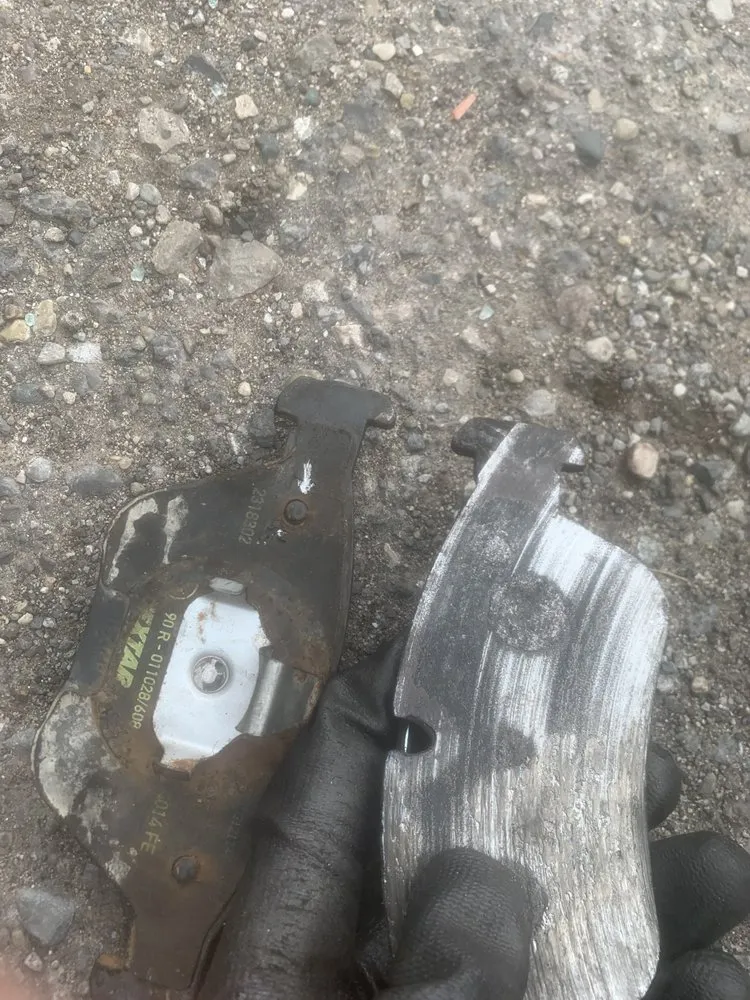 Custom lawn mowing service in Dearborn Heights, MI - Central Management