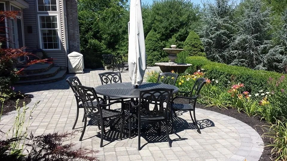 Reliable lawn care service experts serving Worcester, MA - Central Mass Landscapes