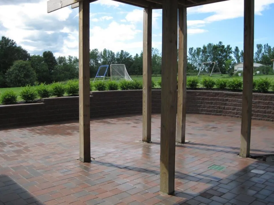 Trusted yard cleanup service in Auburn, NY by Central New York Landscaping