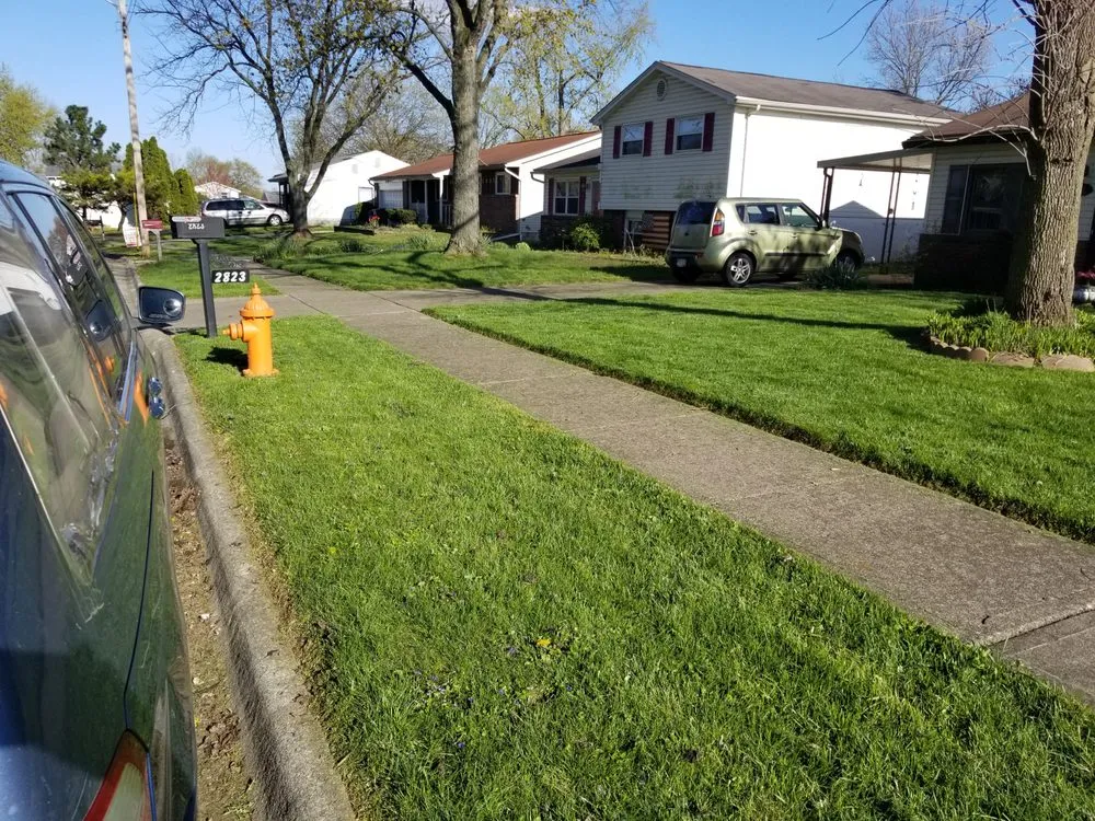 Trusted lawn care service in Columbus, OH by Central Ohio Grass Cutters