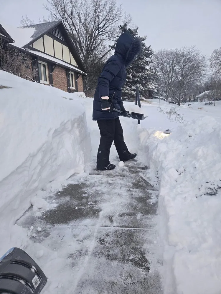 Reliable landscaping services in Salina, KS - Central Plains Lawn Care