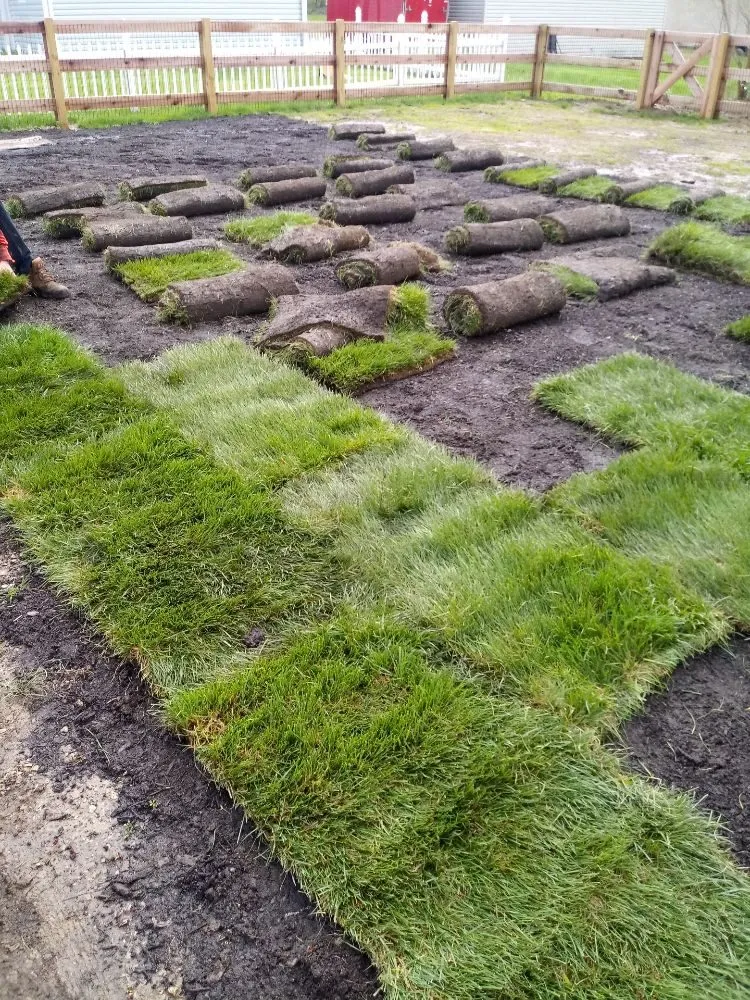 Custom landscaping services in Columbus, OH by Central Pro Lawncare