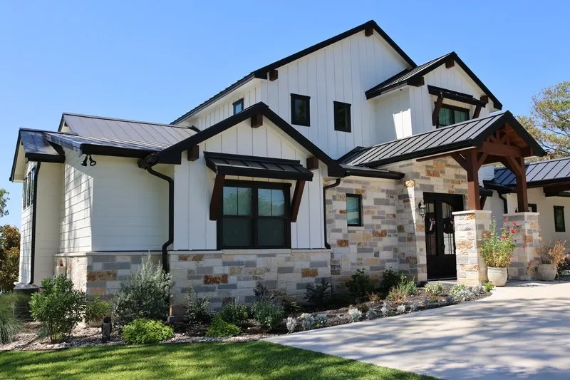 Expert lawn care service in Georgetown, TX - Central Texas Natural Stone and Landscaping Supply