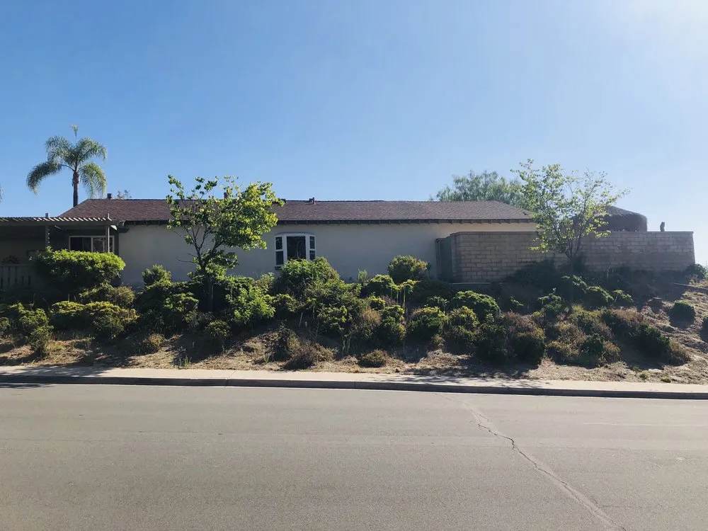 Affordable lawn care service experts serving Pomona, CA - Centrescapes