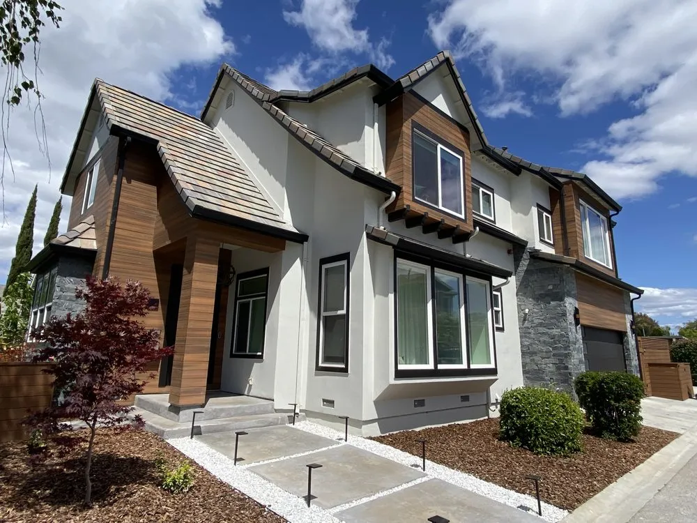 Custom outdoor landscaping in San Jose, CA by Centrum Builders
