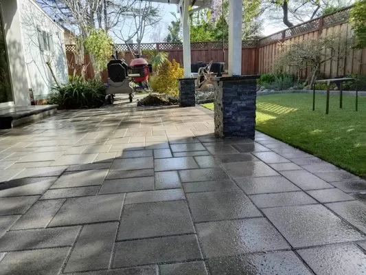 Centrum Builders Logo