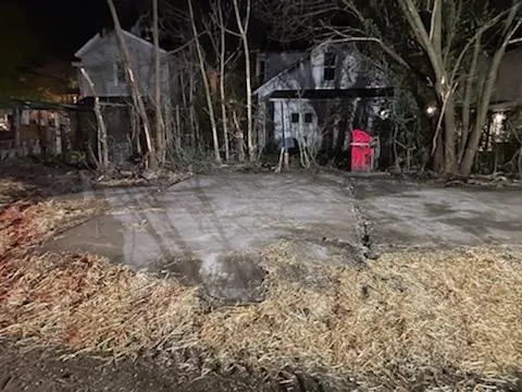 Professional landscaping services for beautiful yards in Columbus, OH by Centsational Management