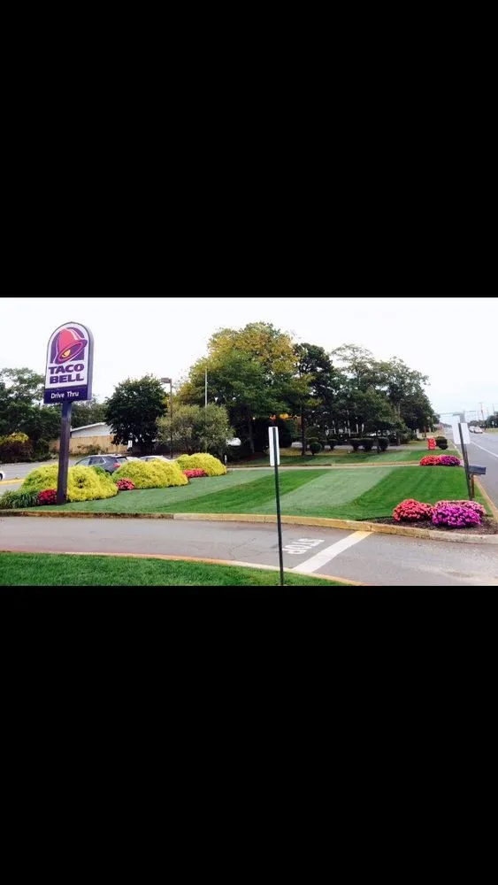 Affordable landscape installation for homes across Toms River, NJ - Cerami Lawns