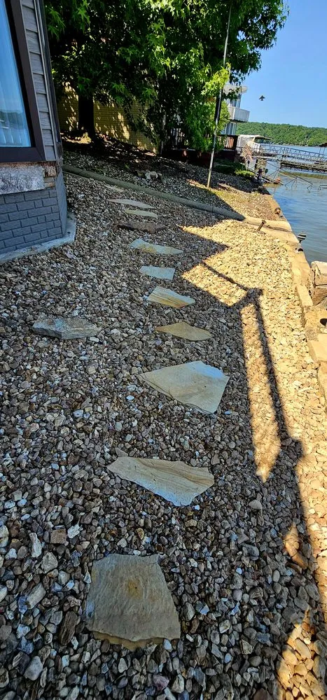 Local residential landscaping experts serving Osage Beach, MO - Cerbero Landscaping & Clearing