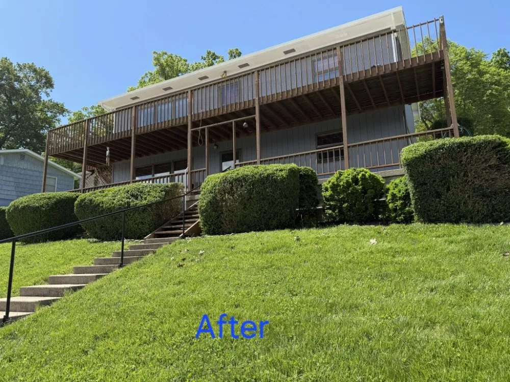 Professional lawn care service experts serving Osage Beach, MO - Cerbero Landscaping & Clearing