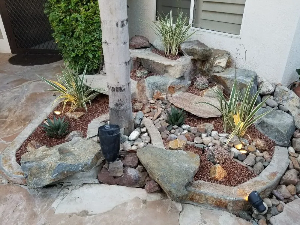 Expert yard maintenance in Thermal, CA - Cerezo